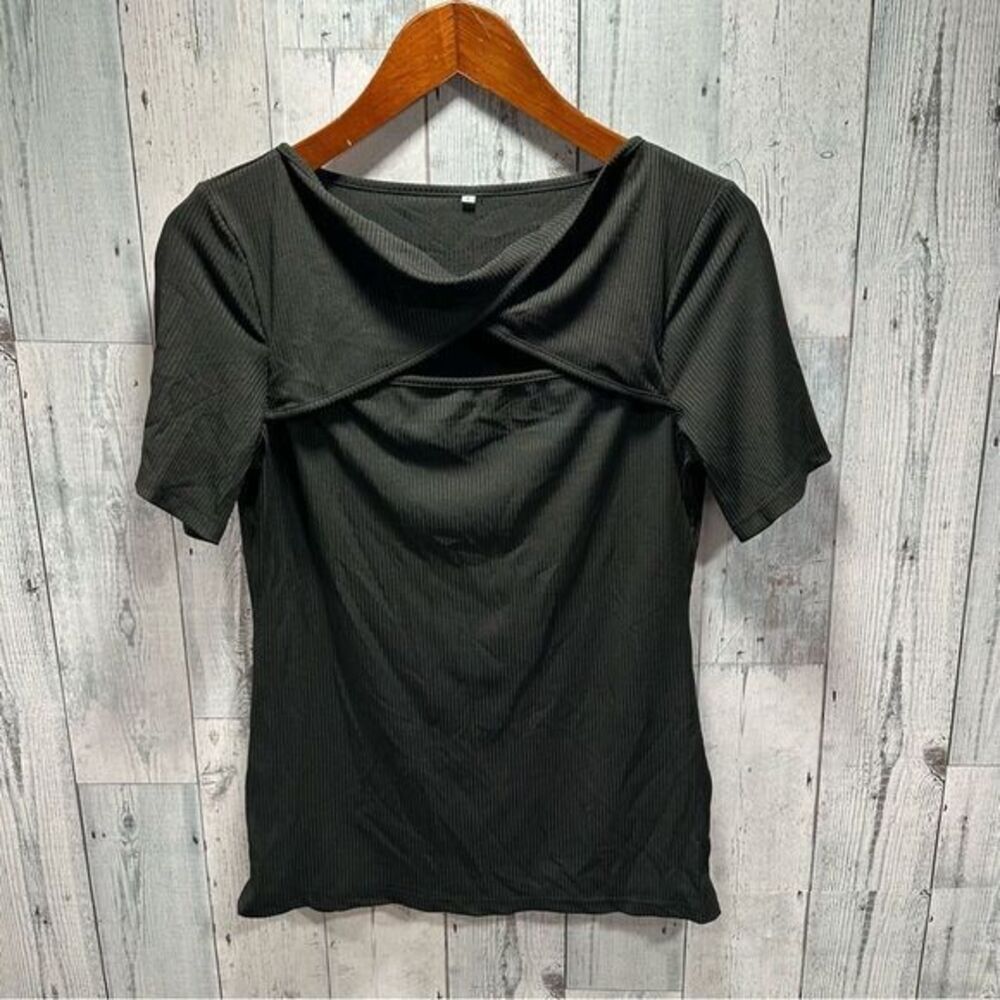 Lily’s Women’s Blouse Top Size L Surplice NEW # E208